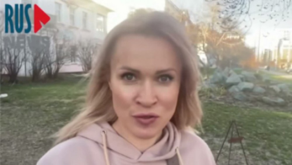 O jurnalistă din Rusia a fost arestată pentru că a relatat în luna martie despre atacul asupra teatrului din Mariupol
